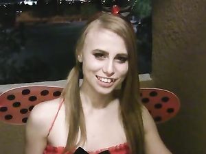 Young Cocksucking Girlfriend Takes A Facial From Her Man